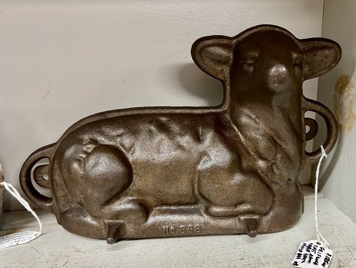 Griswold cast iron mold